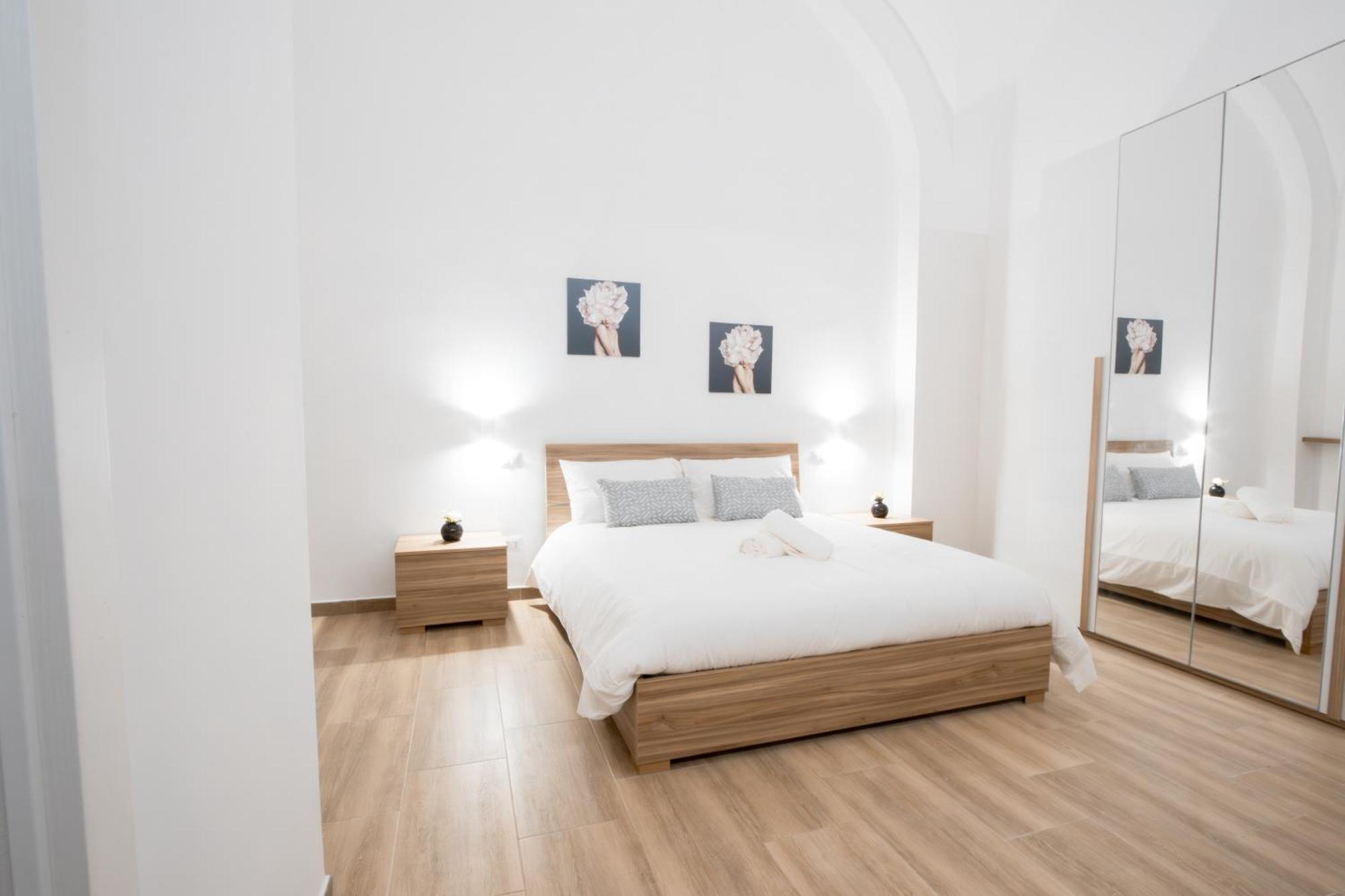 La Pigna Hotel Bari Exterior photo
