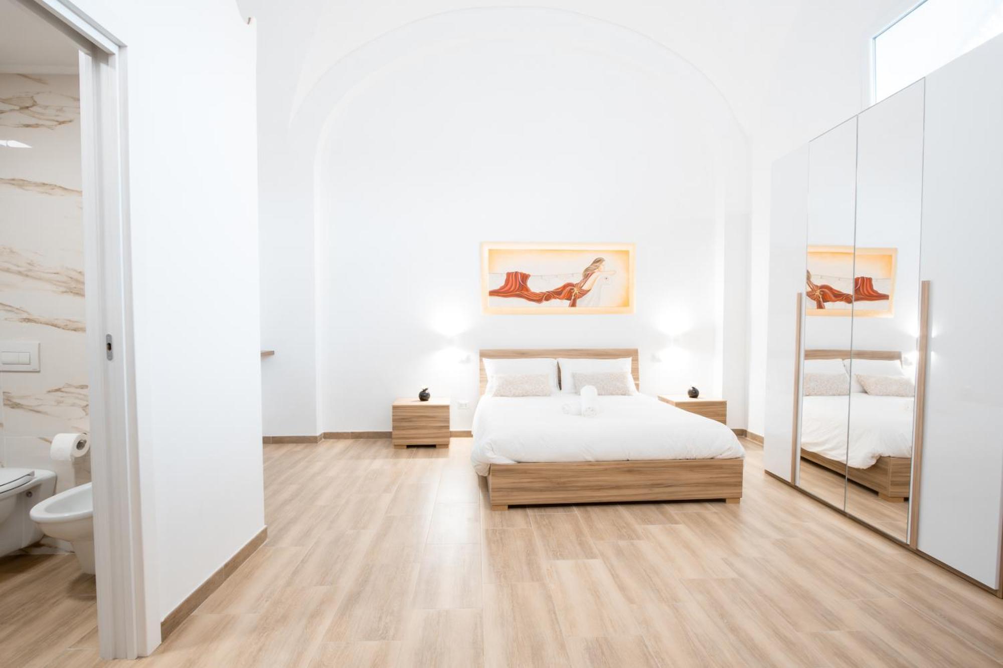 La Pigna Hotel Bari Exterior photo