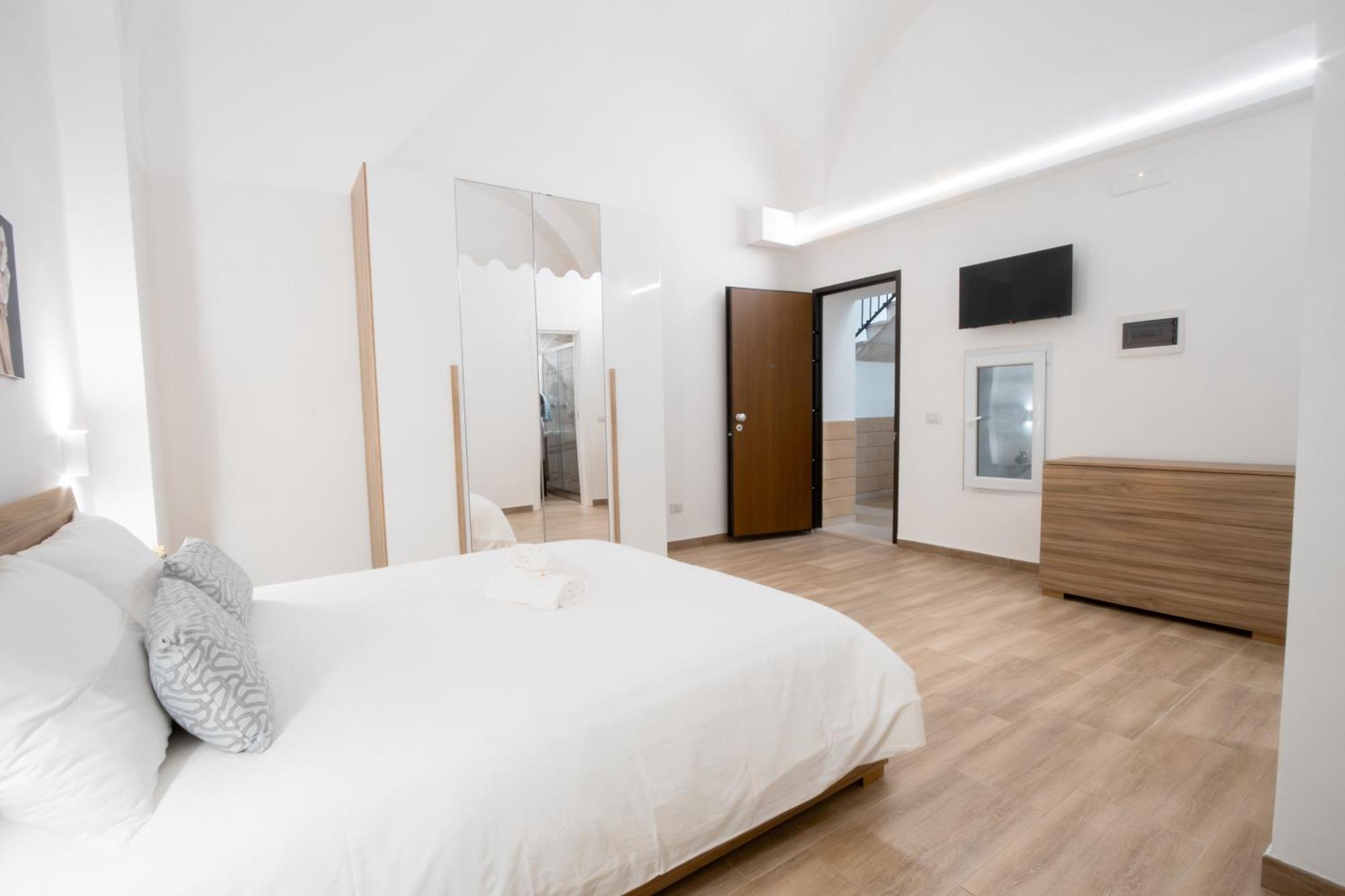 La Pigna Hotel Bari Exterior photo